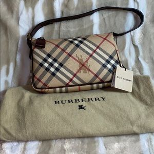 For Sale Brandnew Burberry London Sling Bag